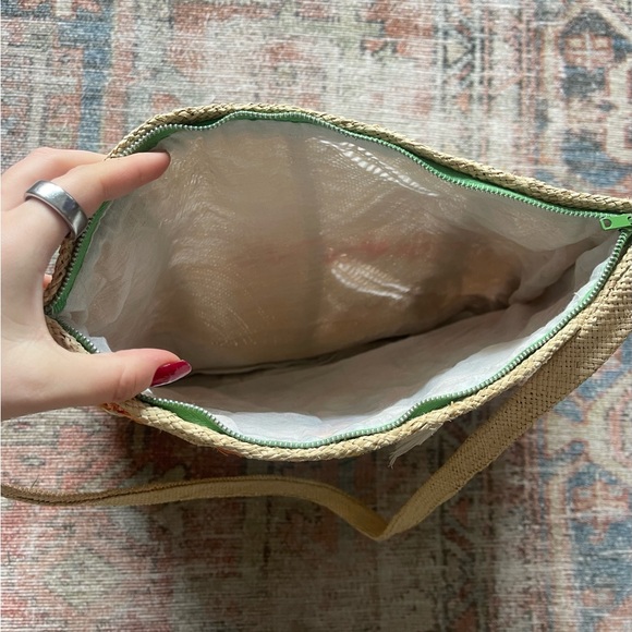 Floral Embroidered Beige Handbag - Picture 3 of 3